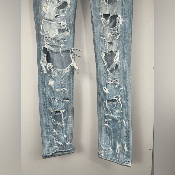 Rag and Bone The Dre Light Wash Heavily Distressed Boyfriend Jeans Size 25 - Picture 2 of 13